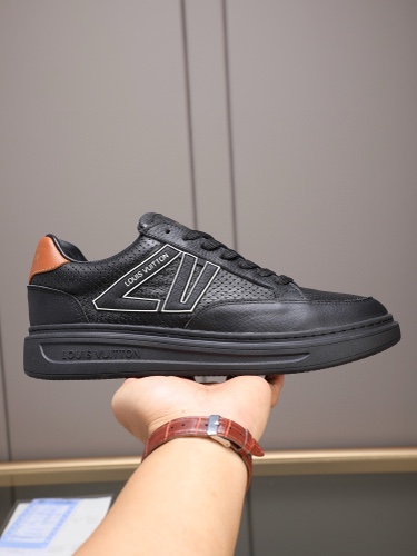 Men's Louis Vuitton Shoes-833